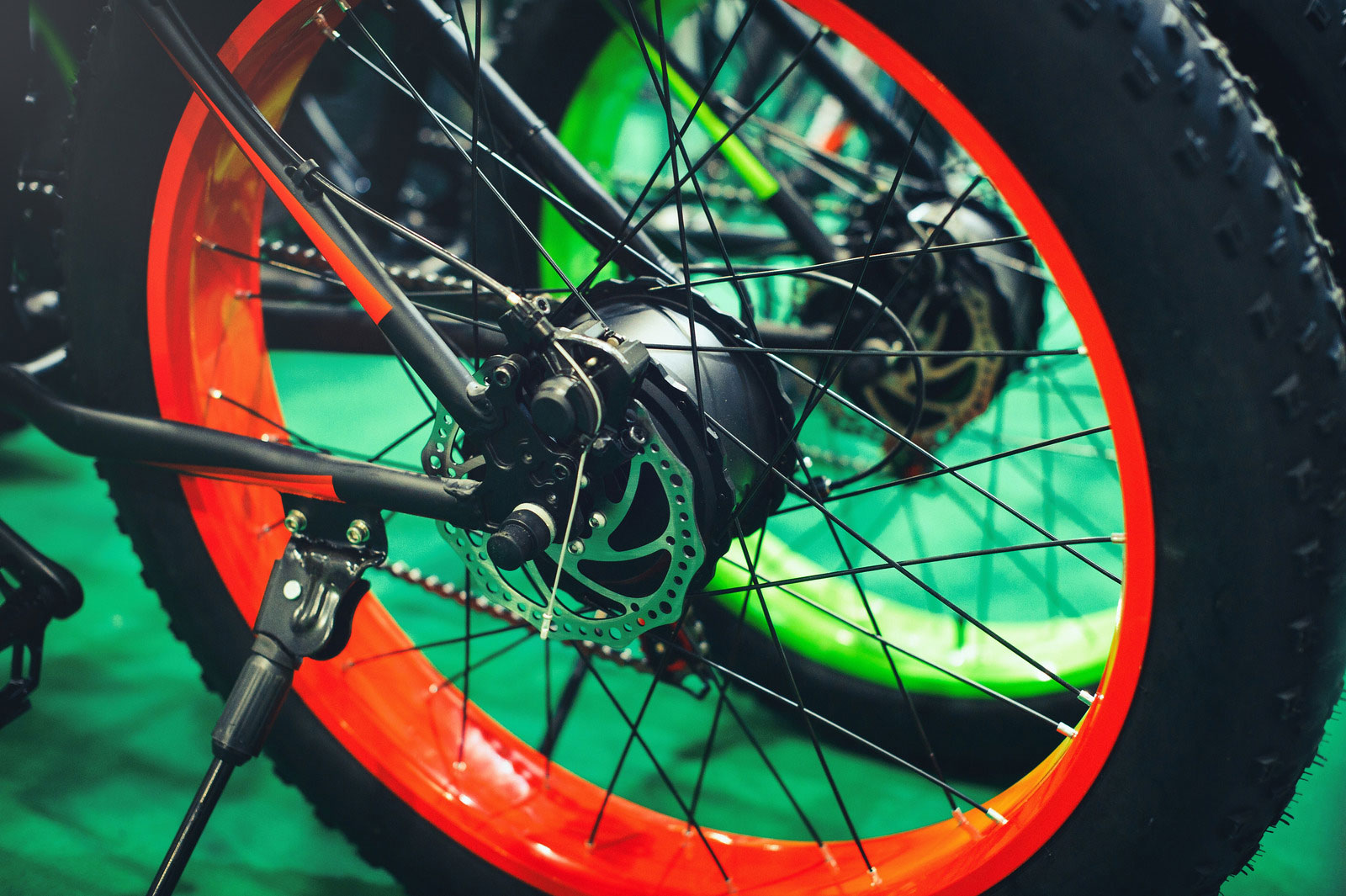 Hub Motors vs MidDrive Motors What's the Difference for you EBike?