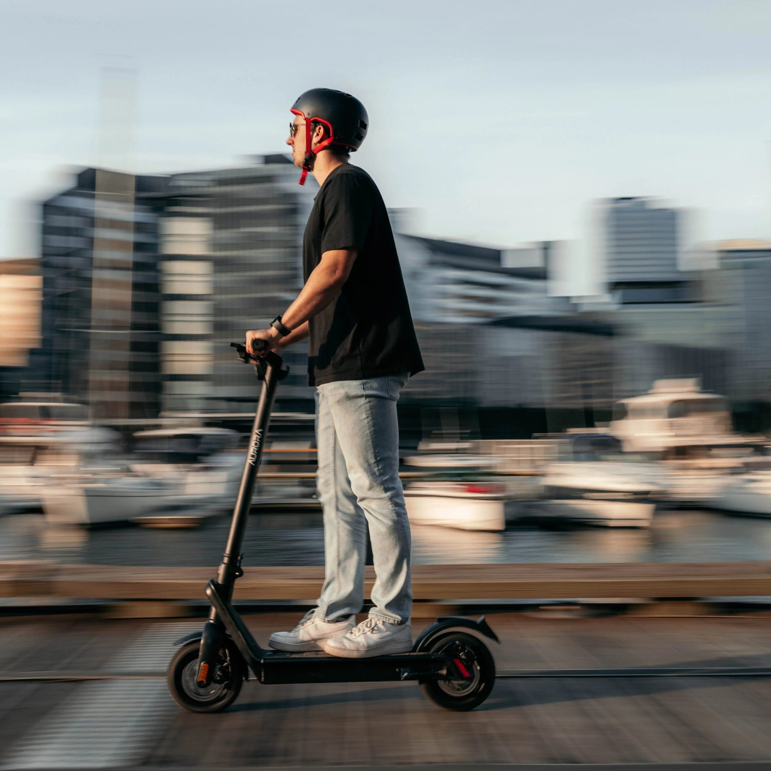AURORA LONG-RANGE COMMUTER ELECTRIC SCOOTER - Image 5