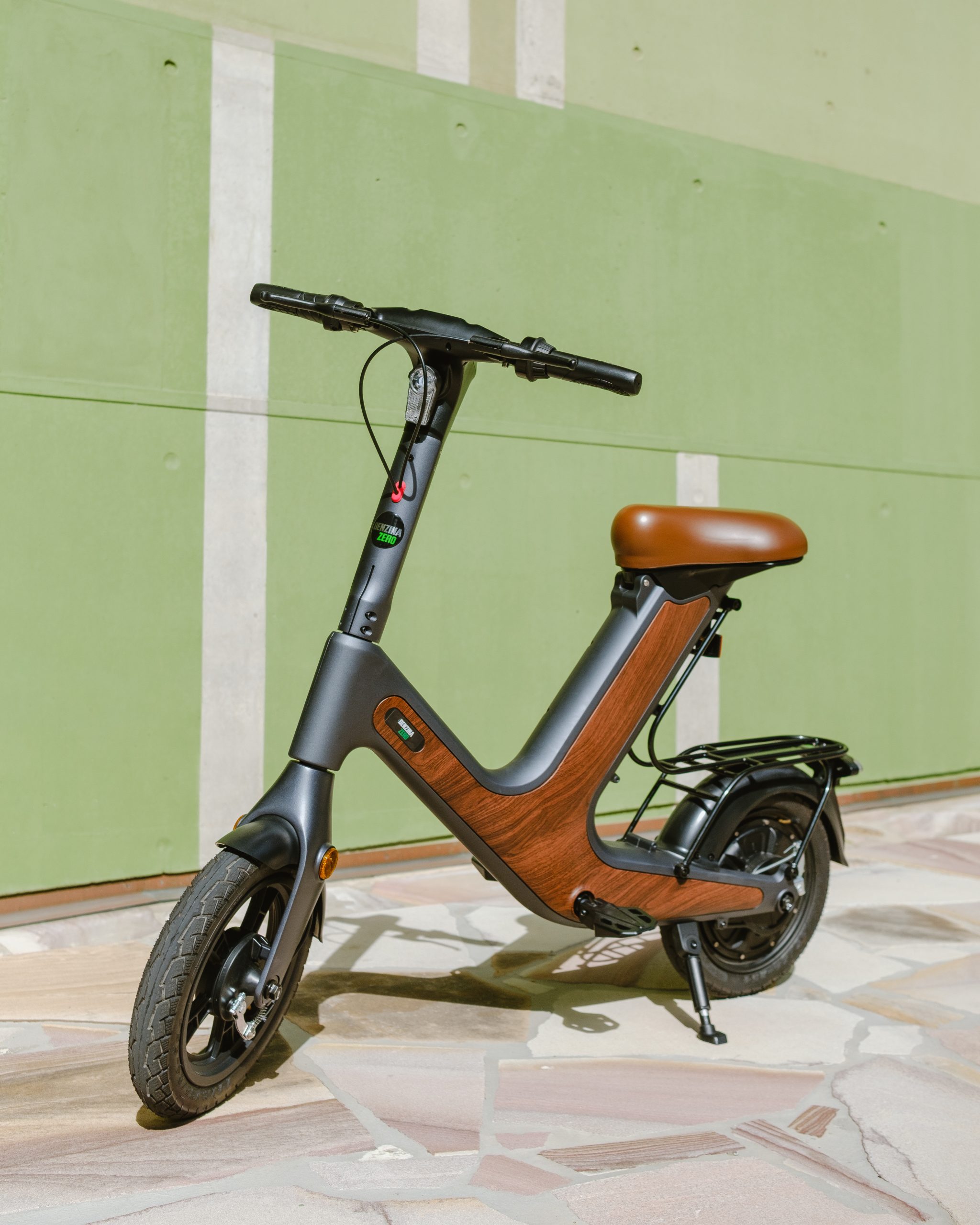 Benzina Zero V-50 Electric Scooter | Woodgrain