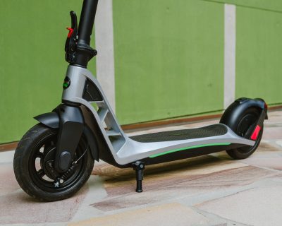 Benzina Zero V-10 Electric Scooter